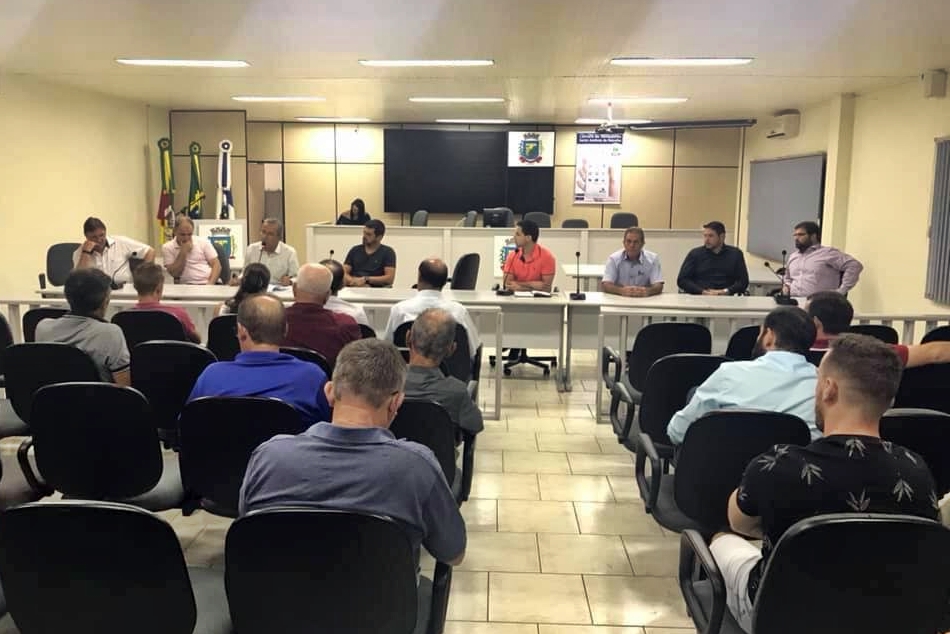 Movimento Patrulhense Pró-Asfalto SAP/Caraá se reúne na Câmara e elege líderes