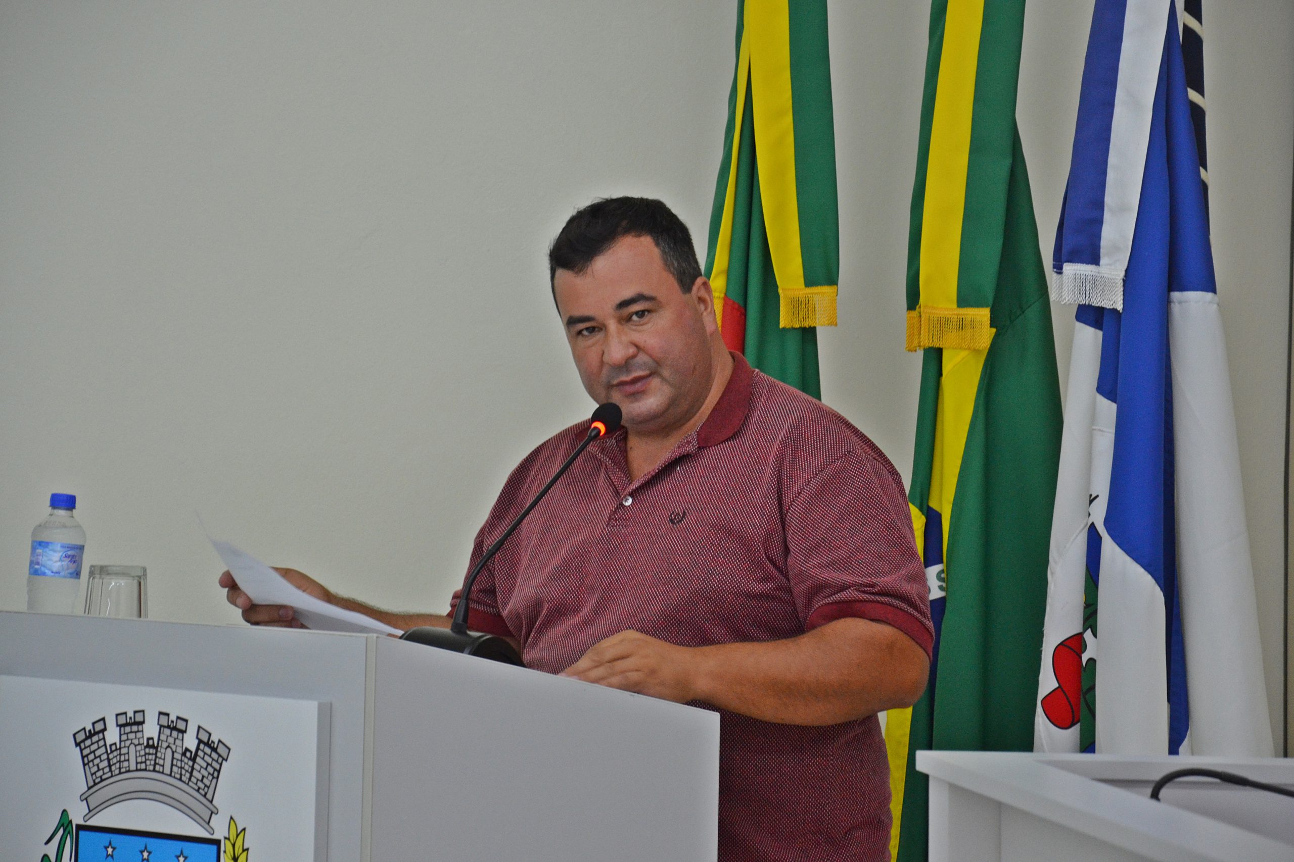 Bacana denuncia mau atendimento nas agências bancárias em Santo Antônio