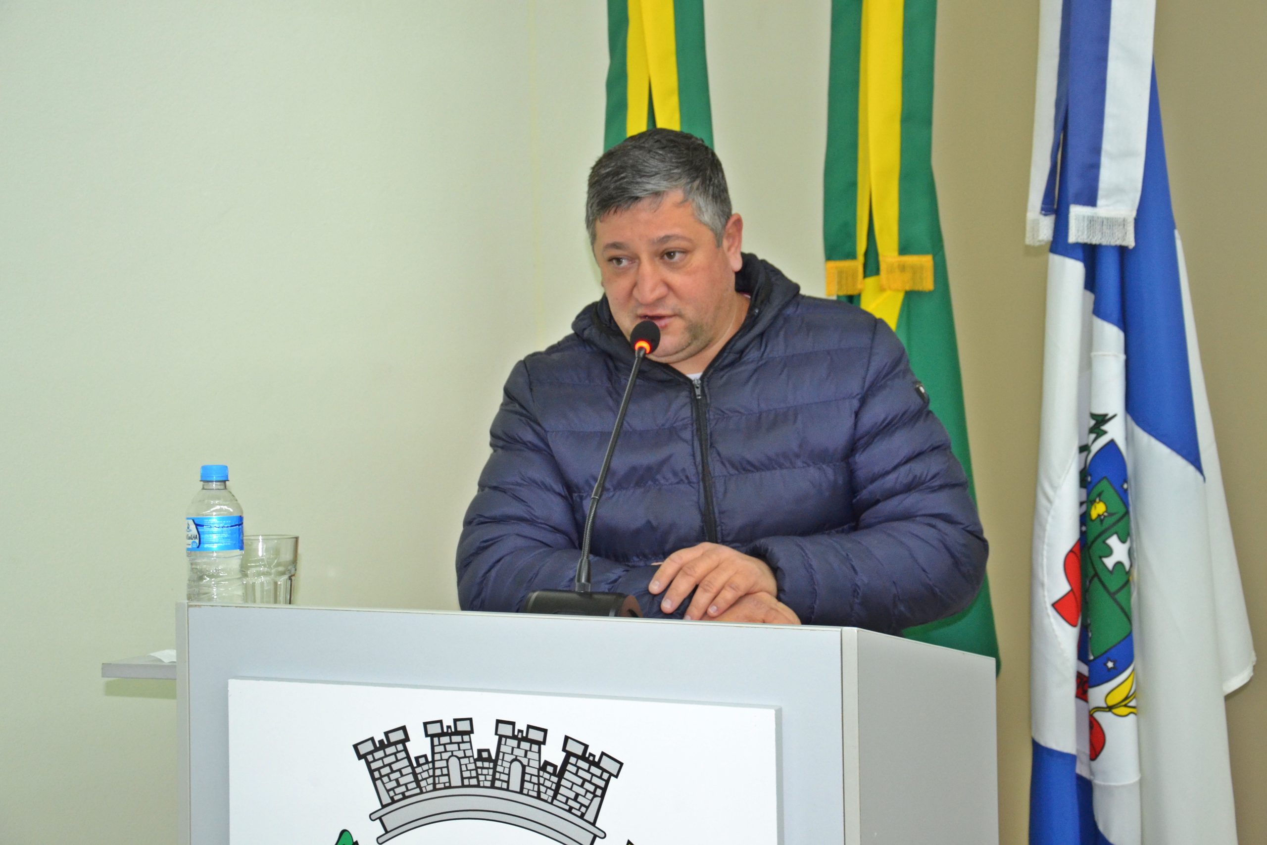 Diego quer transparência nos medicamentos fornecidos pela rede pública de Santo Antônio