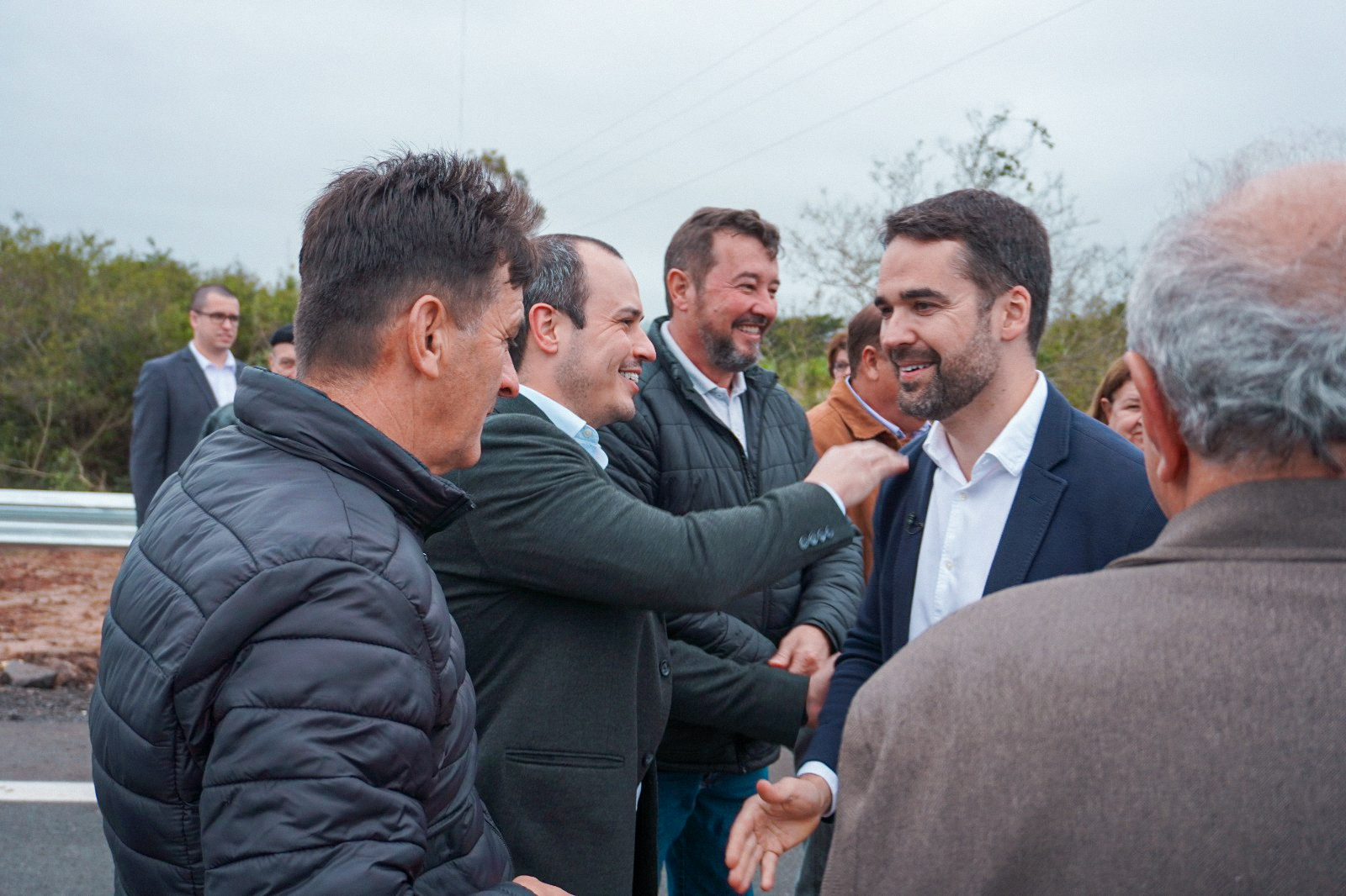 Ezequiel acompanha a visita do governador ao município