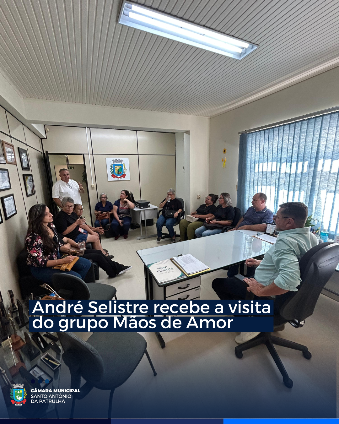 André Selistre recebe a visita do grupo Mãos de Amor